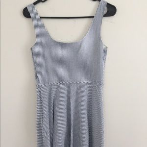 Uniqlo seersucker summer dress